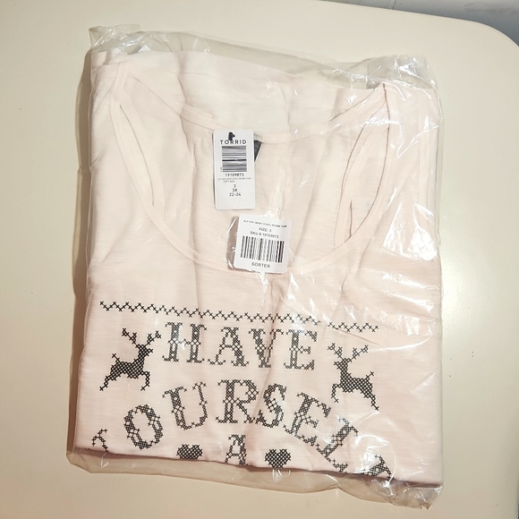 ❤️NWT TORRID TANK - MERRY LITTLE COCKTAIL CHRISTMAS RACERBACK SLEEP PAJAMA CAMI - Picture 7 of 9